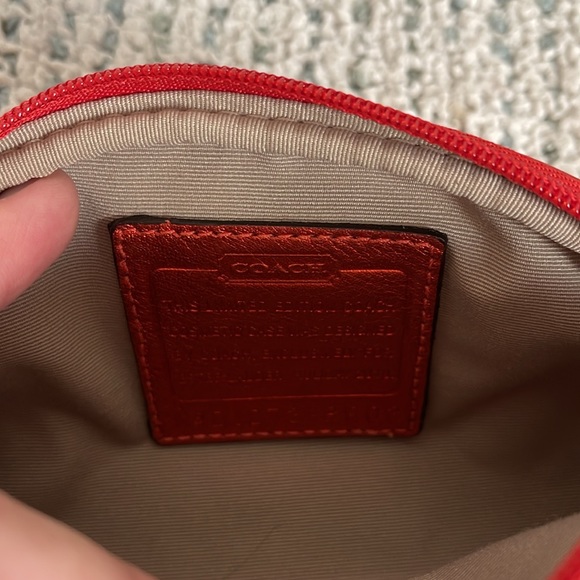 NWOT Estée Lauder Coach Cosmetic Case - Picture 6 of 8